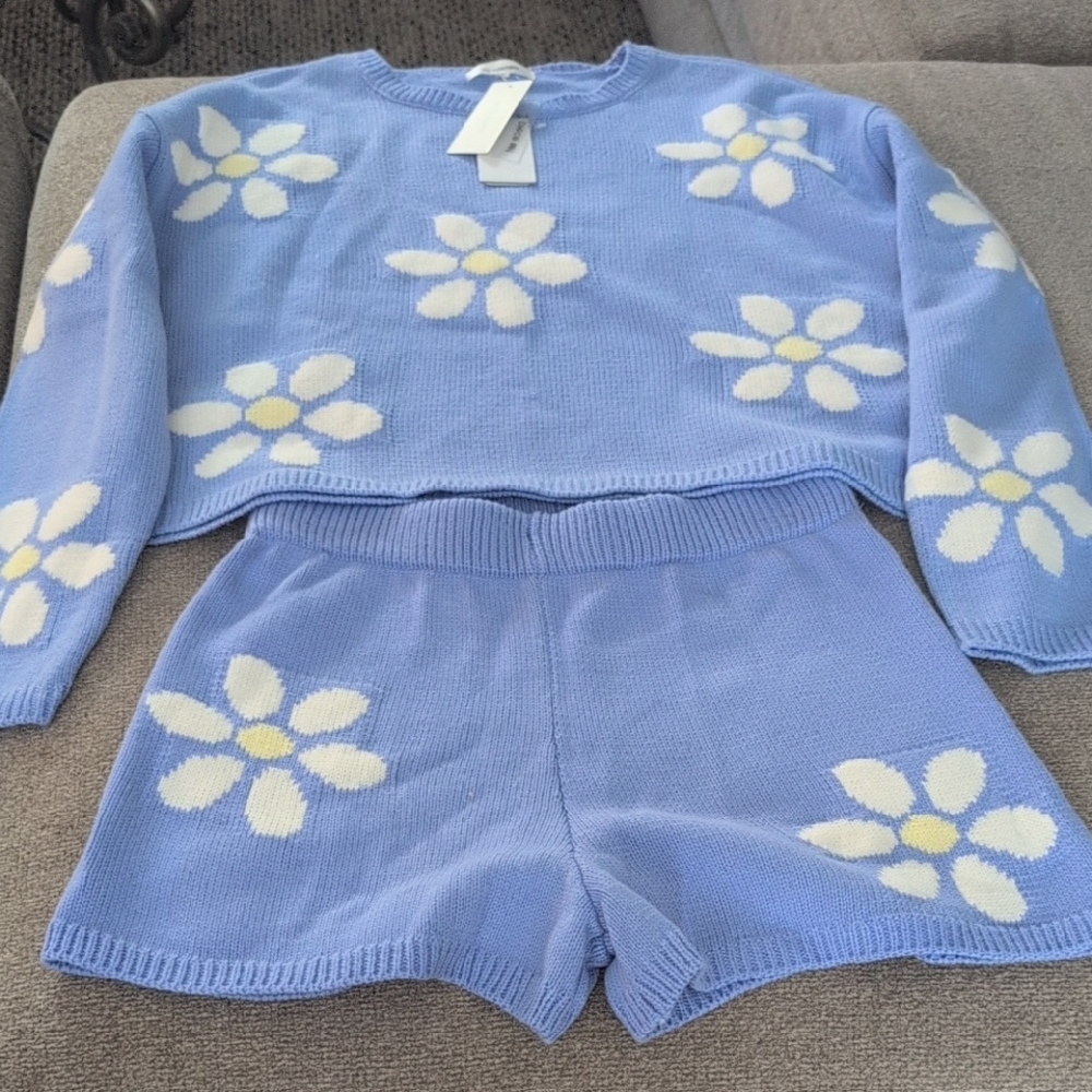 Women's Light Blue Daisy Knit Shorts Set